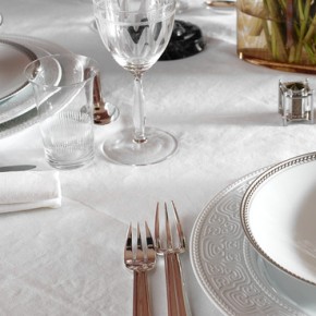 Five tips for setting a stunning spring table